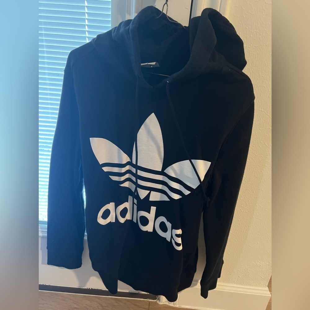 Adidas Sweatshirt